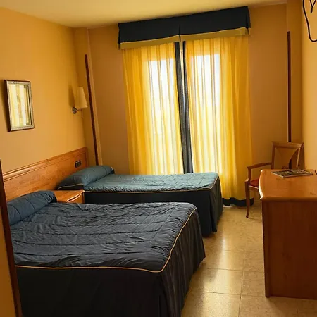Guest house Toreros De Trabancos 3*